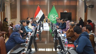 محافظ القليوبية يناقش خطة تطوير المنطقة المحيطة بالترعة البولاقية 