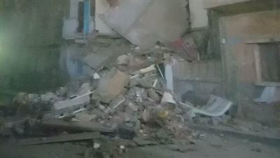 انهيار عقار قديم في شارع النبرواي بالجيزة 