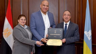 محافظ الإسكندرية يكرم فريق سلة سبورتنج لحصوله على البطولة الإفريقية 