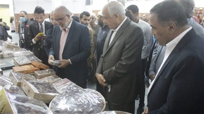 محافظ الجيزة يتفقد منافذ السلع الغذائية بأرض المطاحن