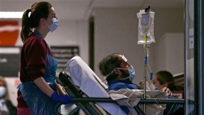 كورونا وإضراب العاملين، أزمة كبيرة تضرب قطاع الصحة البريطاني