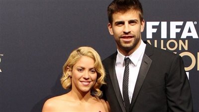  فيديو جديد يرصد دليل خيانة بيكيه لشاكيرا، في منزلها وظهر مع الفتاة على الهواء