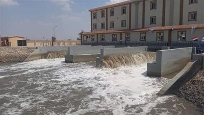 وزير الري يتابع أعمال وأنشطة مصلحة الميكانيكا والكهرباء