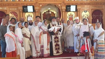 الأنبا جوزيف يترأس القداس من الكنيسة الأرثوذكسية في ناميبيا