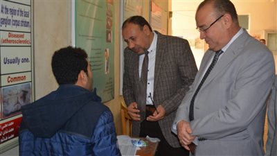 نائب رئيس جامعة الأزهر يتابع سير امتحانات كلية الطب بنين بأسيوط