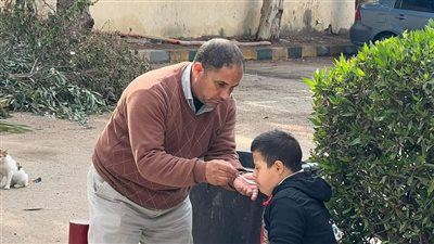 نماذج مشرفة، مدرس يطعم طالبا من ذوي الهمم بالدقهلية