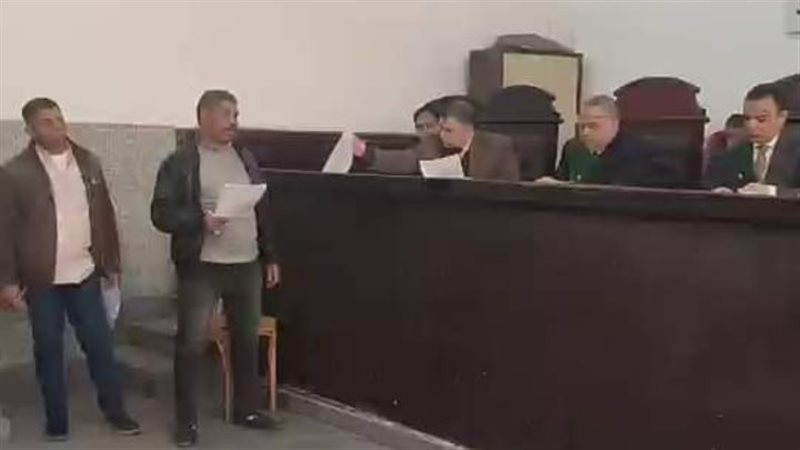 جلسة محاكمة قاتل