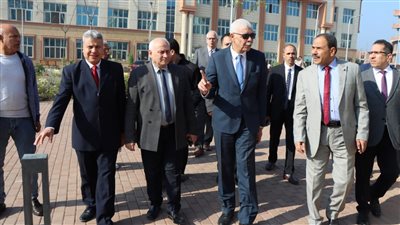 القاصد يتفقد سير العمل بجامعة المنوفية الأهلية