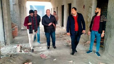 نائب محافظ الجيزة يتفقد مشروع السوق الحضاري الجديد بالعياط (صور)