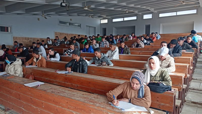 دراسة بمجلس الشيوخ