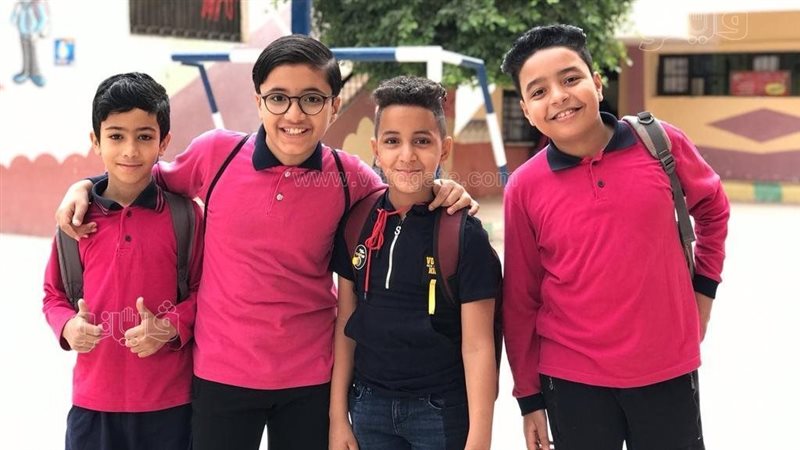 طلاب الصف الرابع