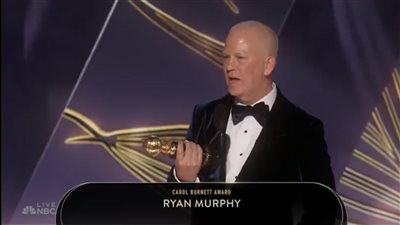 جولدن جلوب، يكرم المنتج والكاتب رايان مورفي بجائزة فخرية