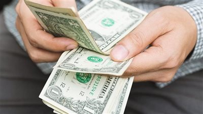 سعر الدولار في بنك مصر ببداية تعاملات اليوم الأربعاء 11-1-2023