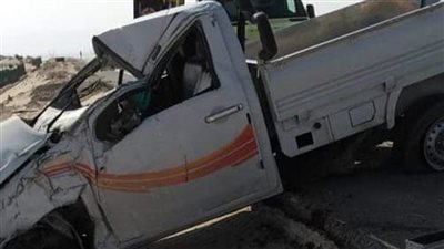 مصرع شخص وإصابة 18 آخرين إثر انقلاب سيارة نصف نقل بصحراوي المنيا