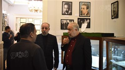 أشرف زكي يتفقد متحف رموز ورواد الفن المصري (صور)
