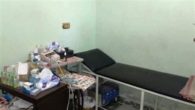 غلق وتشميع مركز للعلاج بالأعشاب يعمل بدون ترخيص في بني سويف