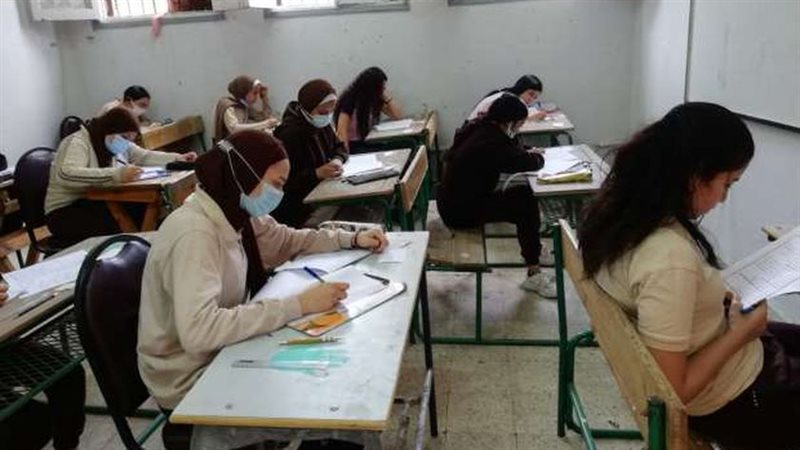 امتحانات الطلاب،
