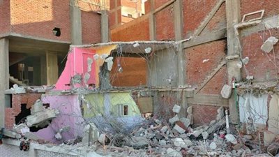 إزالة 3 عقارات آيلة للسقوط  بحي شمال الجيزة