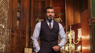 ياسر جلال: الدراما أخذتني من السينما.. وأنا راجل شرقي.. وأرفض إهانة الفنانين (حوار)