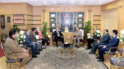 رئيس جامعة المنصورة يستقبل وكيل وزارة الصحة بالدقهلية لبحث سبل التعاون المشترك