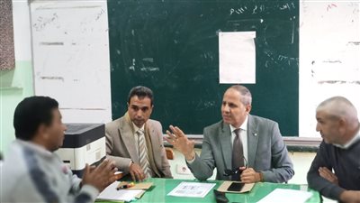 وكيل تعليم كفر الشيخ يتفقد أعمال كنترول الشهادة الإعدادية