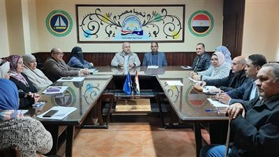 وكيل تعليم دمياط يتابع سير الامتحانات من غرفة العمليات