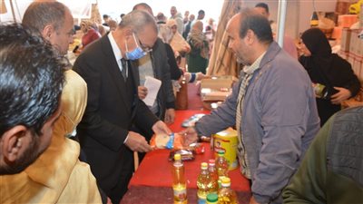 التحفظ على 140 طن مخصبات زراعية بدون ترخيص بالقليوبية 