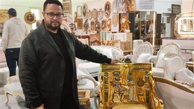 صانع انتيكات: معرض صنع في دمياط فرصة للترويج لمنتجات الأثاث المحلية (صور)