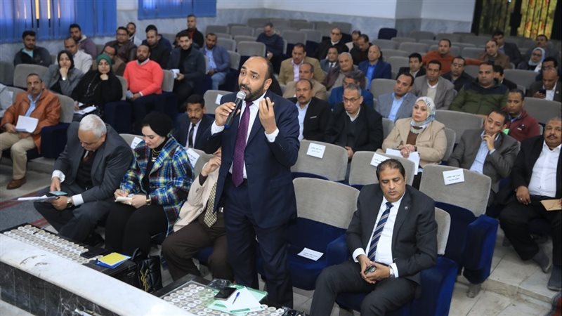 محافظ سوهاج يترأس