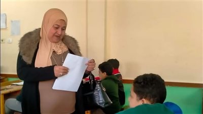 وكيل التعليم تتفقد سير امتحانات الفصل الدراسي الأول بوسط القاهرة (صور)