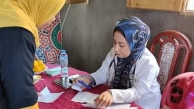 410 مستفيدين من قافلة سكانية شاملة بمدينة الدلنجات في البحيرة (صور)