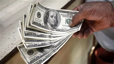 سعر الدولار يتراجع من جديد أمام الجنيه في البنك الأهلي 