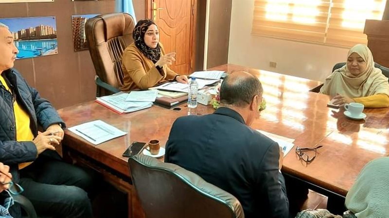 اجتماع نائب محافظ