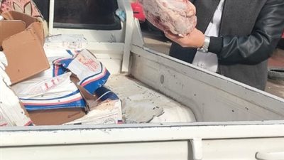 ضبط 2.7 طن مصنعات لحوم ودواجن فاسدة في الجيزة (صور)