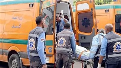 إصابة 4 أشخاص في حادث انقلاب تروسيكل بمطروح