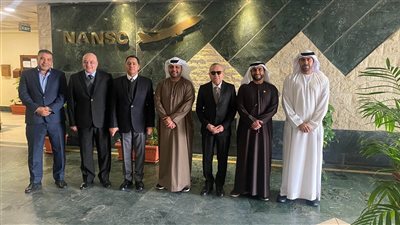 وفد إماراتى يزور الشركة الوطنية لخدمات الملاحة الجوية.. ومحمد عباس يشدد على التعاون مع أبو ظبي 