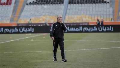صدمة جديدة في الأهلي قبل مواجهة سموحة والزمالك 