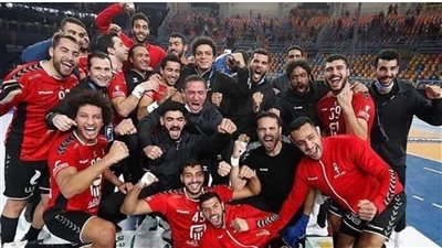 وزير الرياضة يهنئ بعثة منتخب اليد بعد الفوز على كرواتيا ببطولة العالم
