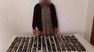 ضبط عاطل بحوزته 2.5 كيلو حشيش قبل ترويجها على عملائه بالمطرية