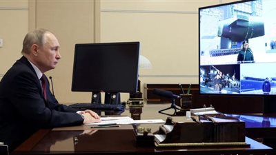 أتلعب دور الأحمق، بوتين يوبخ وزيرا في بث مباشر (فيديو)