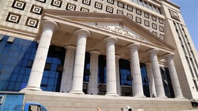 بدء محاكمة 11 من أبطال فيديو الكفن في 13 قضية مخالفة مبان