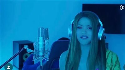 زوجة ميسي تتفاعل مع أغنية شاكيرا المهاجمة لـ بيكيه