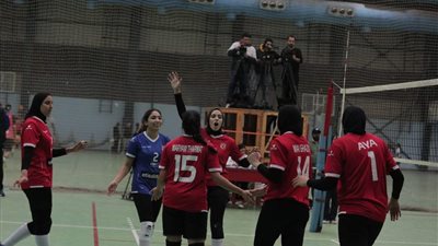 سيدات طائرة الأهلي، يحتفلن بالفوز بكأس السوبر (فيديو)