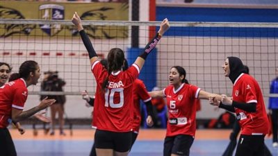 سيدات طائرة الأهلي، يفوز على الصيد ويتوج بكأس السوبر