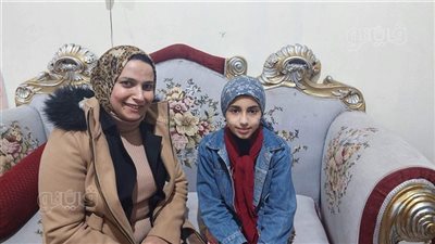 أعادت 100 ألف جنيه لأصحابها ورفضت المكافأة، قصة سندس التلميذة رمز الأمانة بالمنصورة (فيديو) 