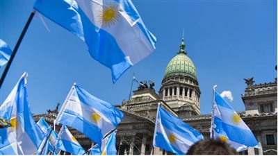 معدل التضخم السنوي في الأرجنتين يقفز إلى 95% 