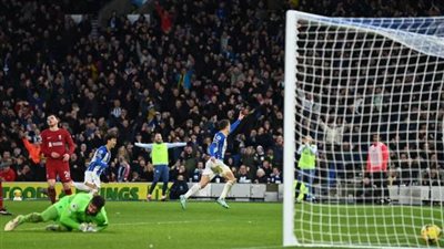 الدوري الإنجليزي، داني ويلبيك يحرز هدف برايتون الثالث في ليفربول