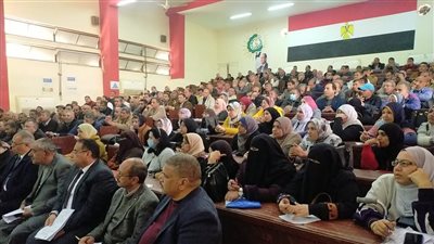 اجتماع موسع لتعليم الفيوم استعدادا لبدء امتحانات الشهادة الإعدادية غدا