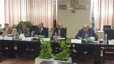 رئيس تنشيط السياحة يلتقي أعضاء لجنة السياحة والطيران بجمعية رجال الأعمال