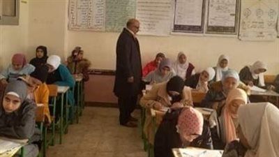 انتظام امتحانات الفصل الدراسى الأول بالبحيرة في يومها الثاني (صور) 